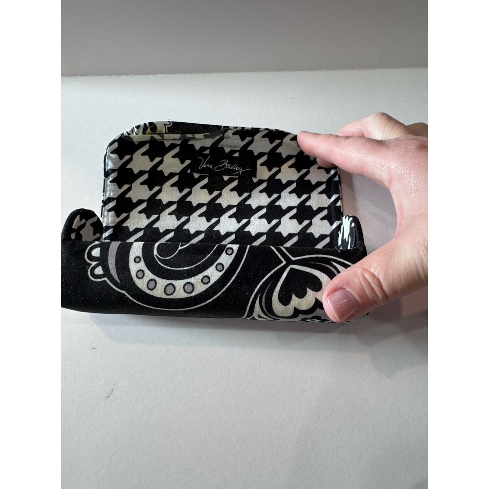 Vera Bradley Black White Paisley Glasses Case Floral Unique Magnetic Roll Case - Picture 2 of 8